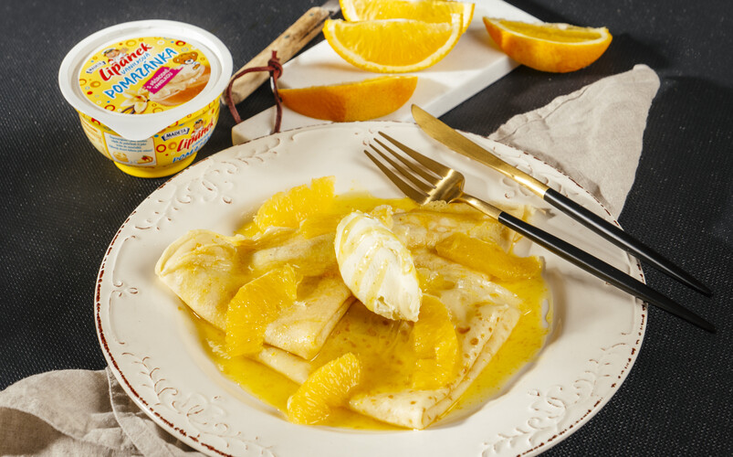 Crépes suzette neboli citrusové palačinky se sladkou pomazánkou Lipánek