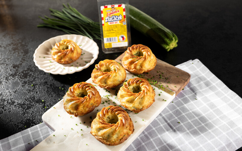 Zapečené mini muffiny se sýrem Lipánek Zlaťáček