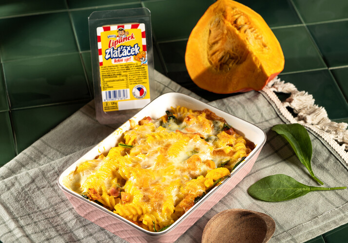 Zapečené těstoviny s dýní, Lipánkem Zlatáčkem, šunkou, špenátem a krémovou dýňovou omáčkou